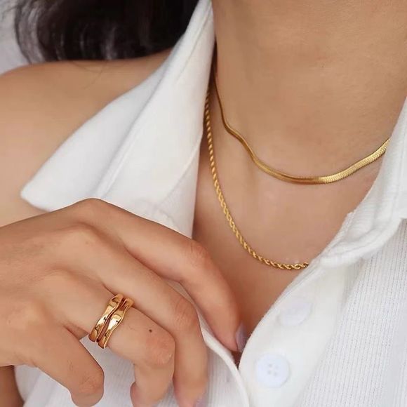 CLOSING SALE!🥰18K Gold Plated 3mm Snake Chain - Picture 6 of 10